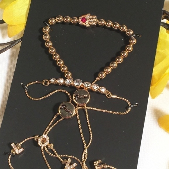 𝅺3/$29! Set of GUESS Gold Bracelets LOVE Hamsa - Picture 5 of 7